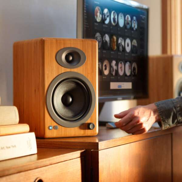 Активни тонколони Audioengine A5+ Home Music System с Bluetooth бамбук - Image 3